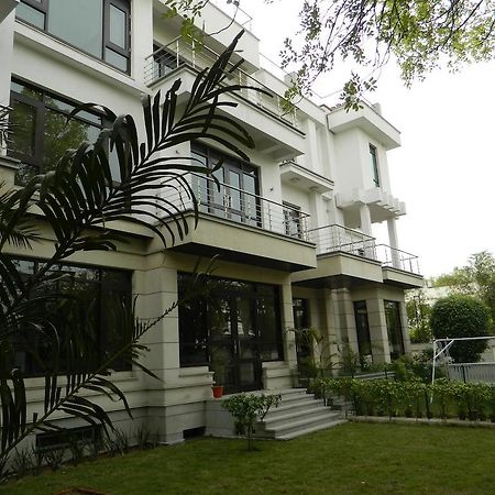 76 Friends Colony Bed & Breakfast Yeni Delhi Dış mekan fotoğraf