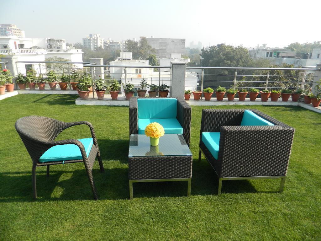 76 Friends Colony Bed & Breakfast Yeni Delhi Dış mekan fotoğraf