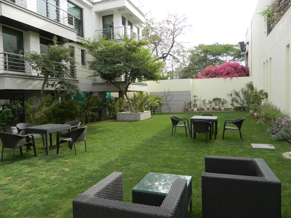 76 Friends Colony Bed & Breakfast Yeni Delhi Dış mekan fotoğraf