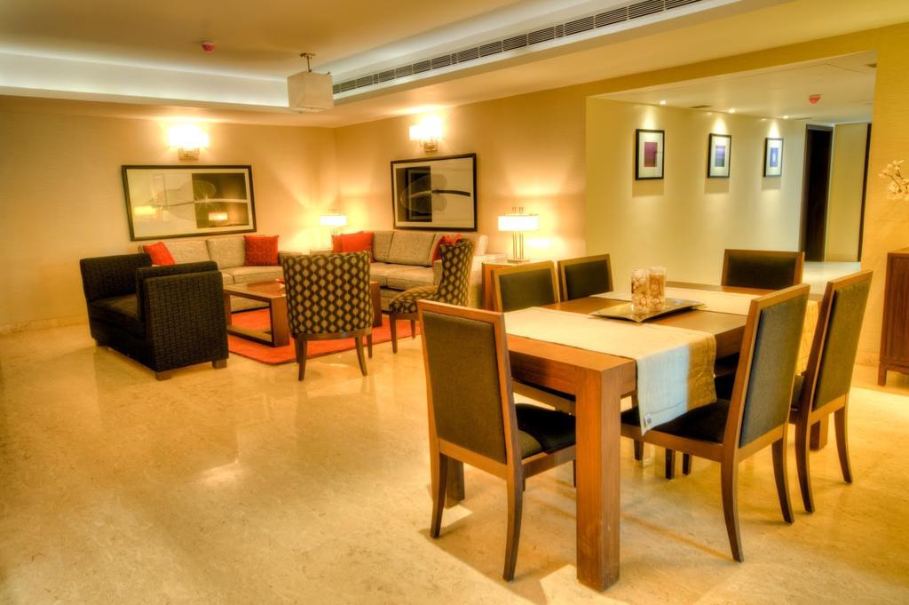 76 Friends Colony Bed & Breakfast Yeni Delhi Dış mekan fotoğraf