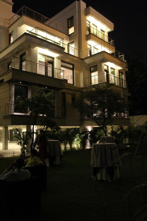 76 Friends Colony Bed & Breakfast Yeni Delhi Dış mekan fotoğraf